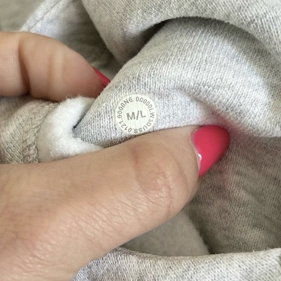 Lululemon Scuba Oversized 1/2 Zip Hoodie, Hthrd Core Ultra Light Grey, Sz. M/L - Picture 14 of 16